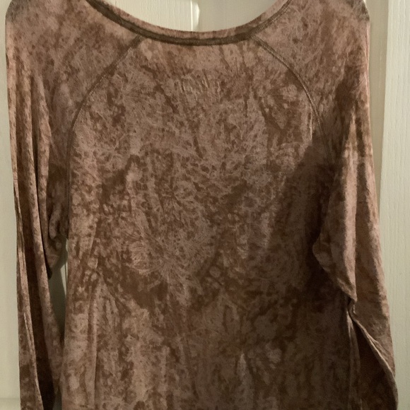 Nine West Vintqge America Brand, long sleeved shirt, size petite medium. - Picture 8 of 10